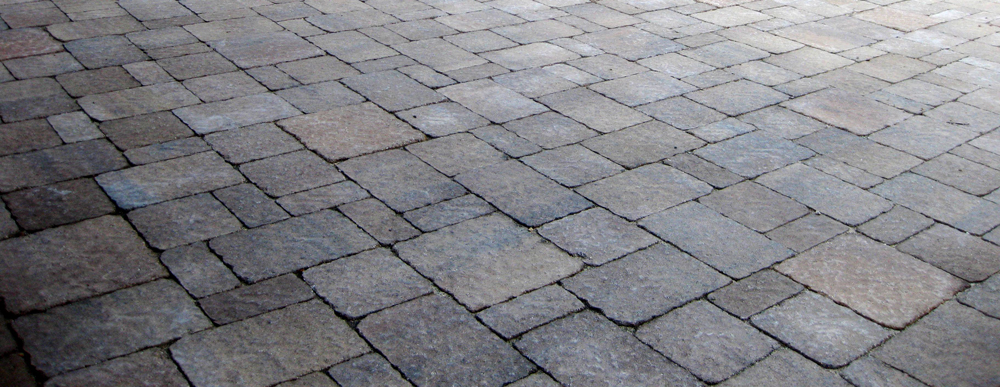 Interlocking concrete pavers